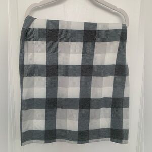 Copper Pearl Car Seat Cover & Nursing Cover Grey Buffalo Check